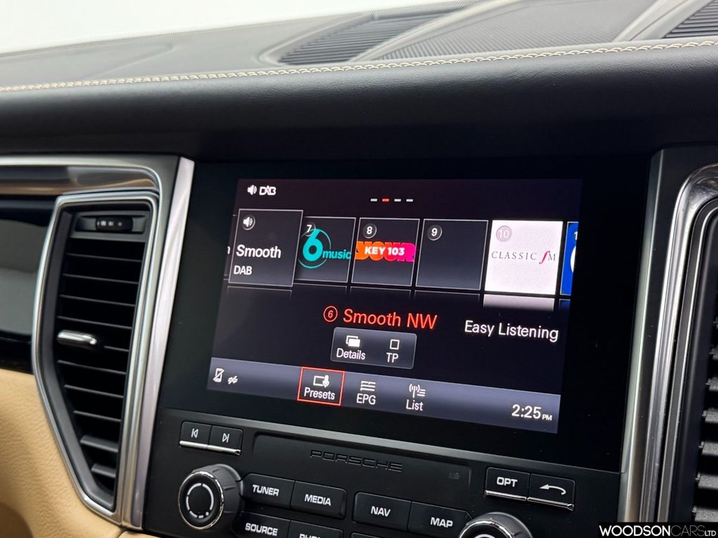 Used Porsche Macan 2018 for sale - 78181767: Photo 18