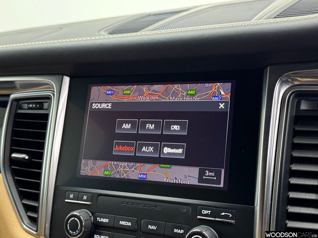 Used Porsche Macan 2018 for sale - 78181767: Photo 19