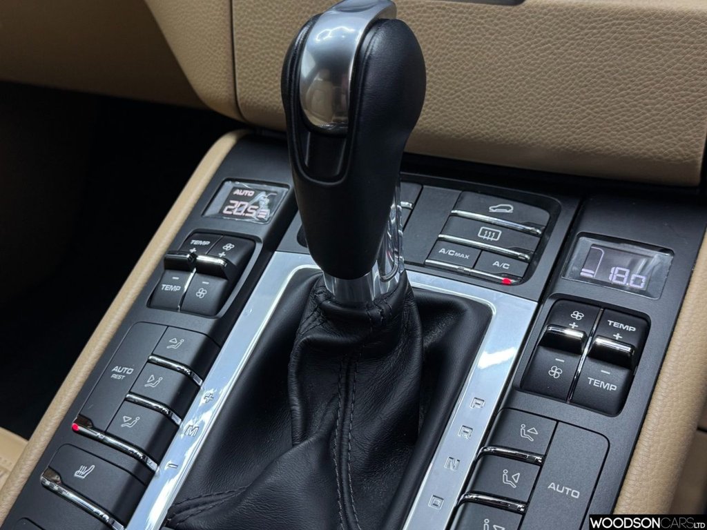 Used Porsche Macan 2018 for sale - 78181767: Photo 21