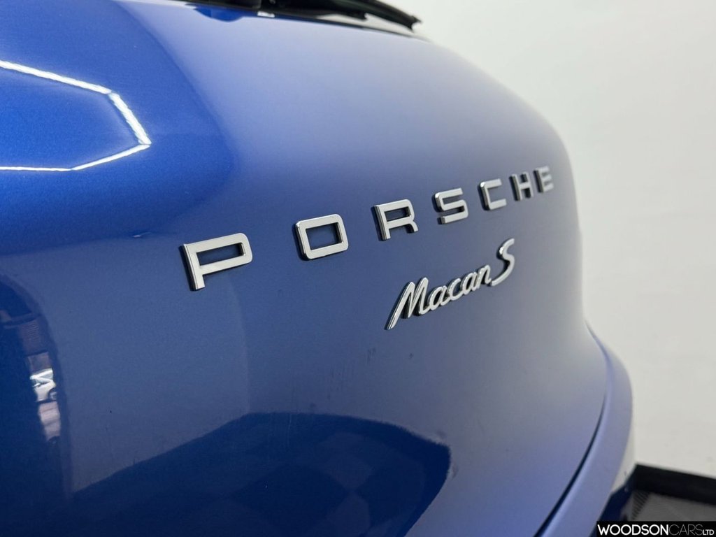 Used Porsche Macan 2018 for sale - 78181767: Photo 36