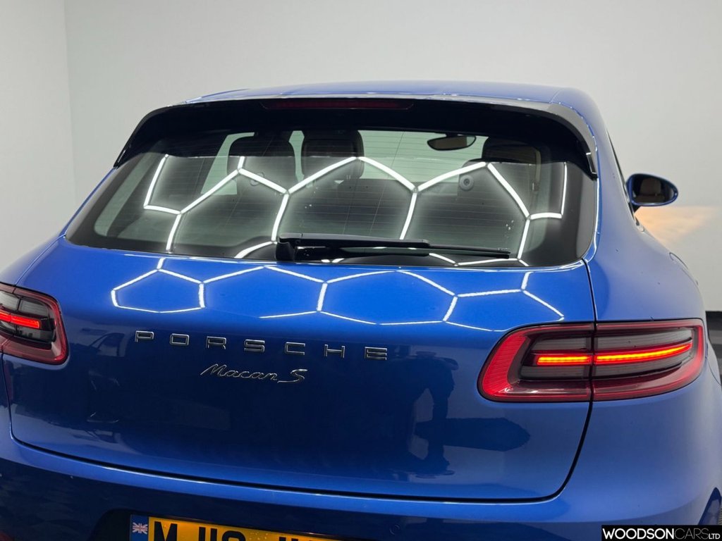 Used Porsche Macan 2018 for sale - 78181767: Photo 44