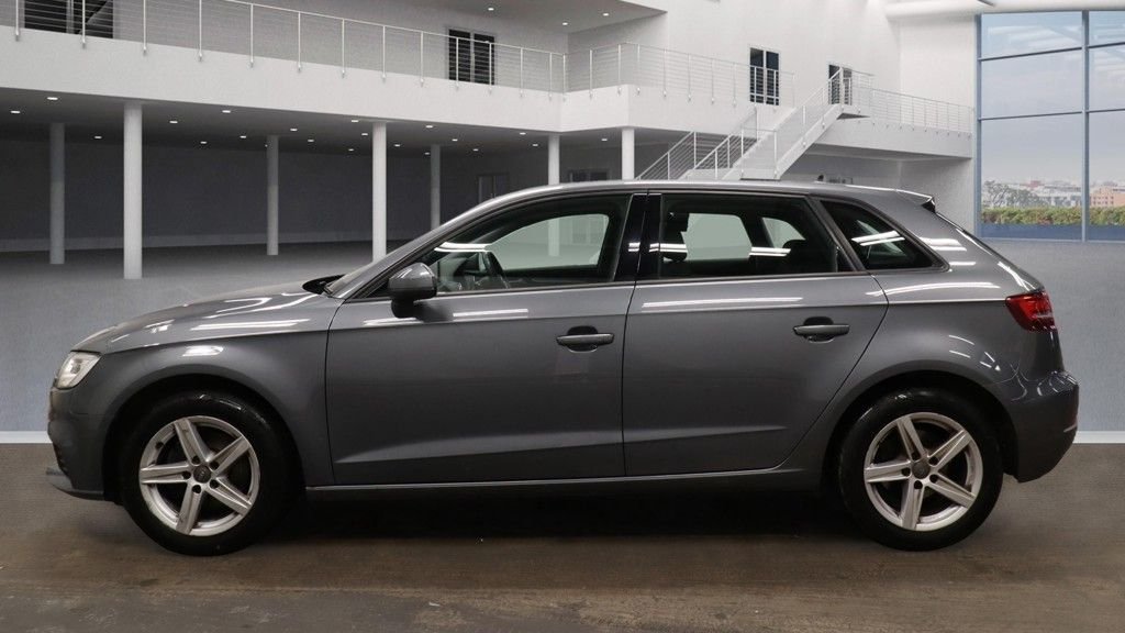 Used Audi A3 2019 for sale - 76821128: Photo 10