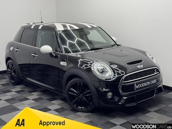 Used MINI Hatch 2017 for sale - 76546451: Photo