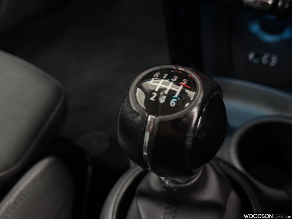 Used MINI Hatch 2017 for sale - 76546451: Photo 32