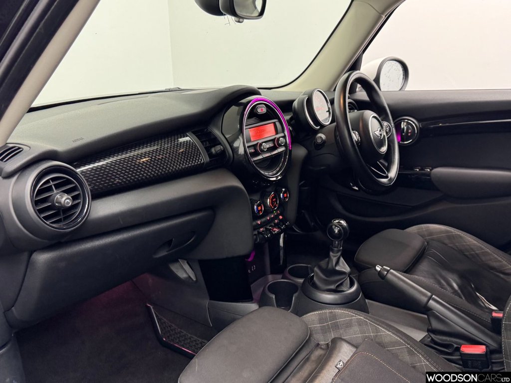 Used MINI Hatch 2017 for sale - 76546451: Photo 5