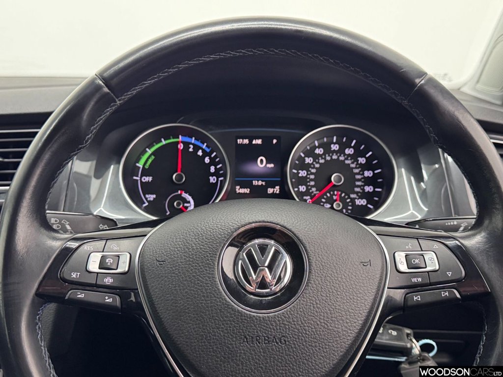 Used Volkswagen Golf 2020 for sale - 76604860: Photo 19