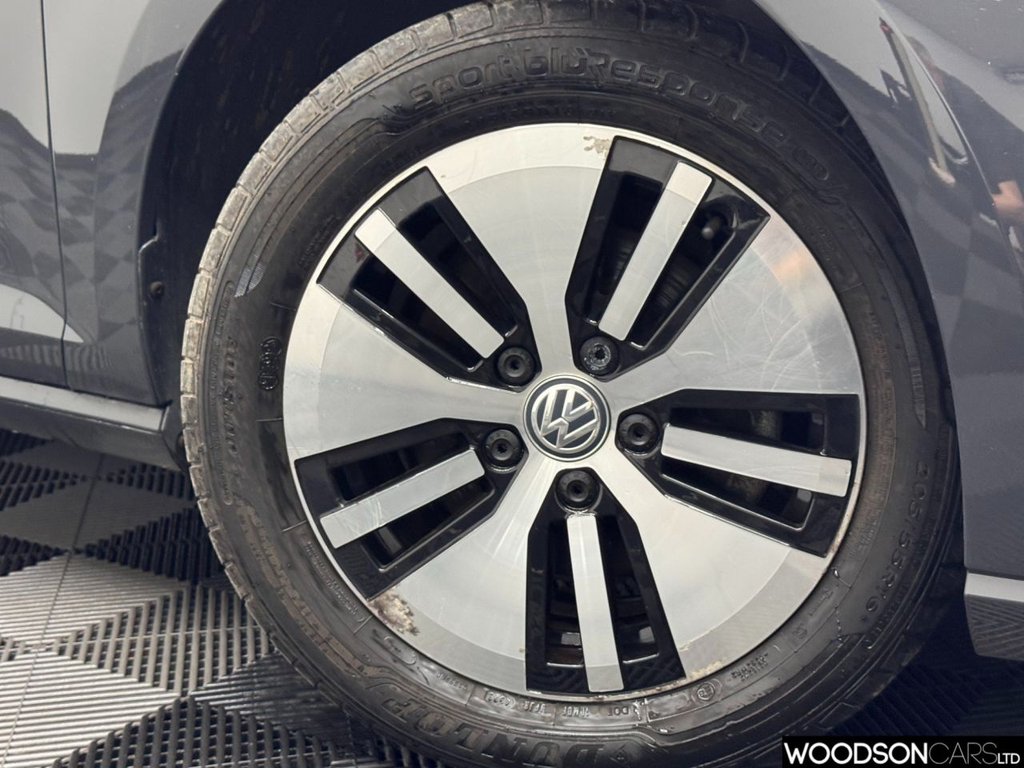 Used Volkswagen Golf 2020 for sale - 76604860: Photo 40