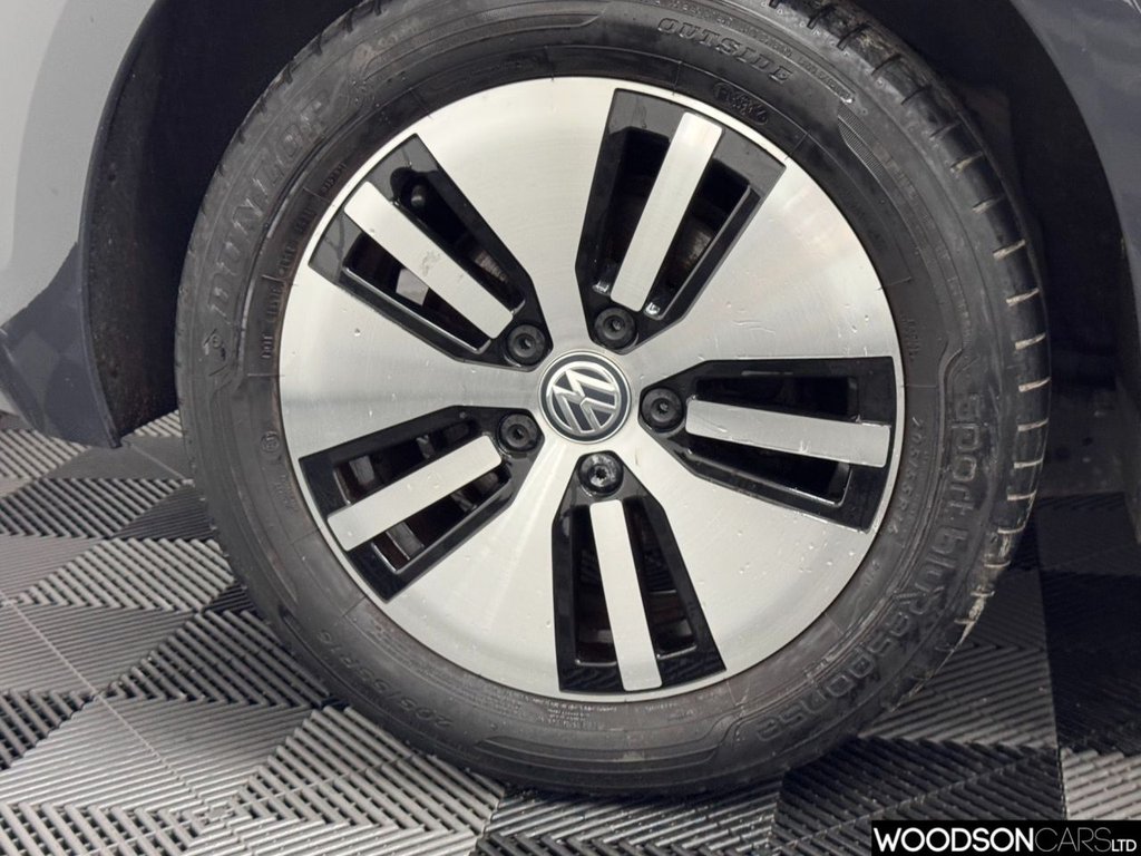 Used Volkswagen Golf 2020 for sale - 76604860: Photo 41