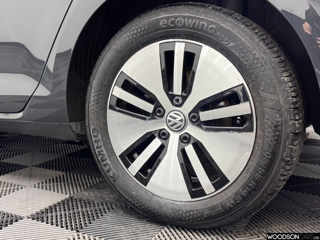 Used Volkswagen Golf 2020 for sale - 76604860: Photo 42