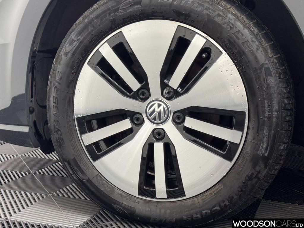 Used Volkswagen Golf 2020 for sale - 76604860: Photo 43