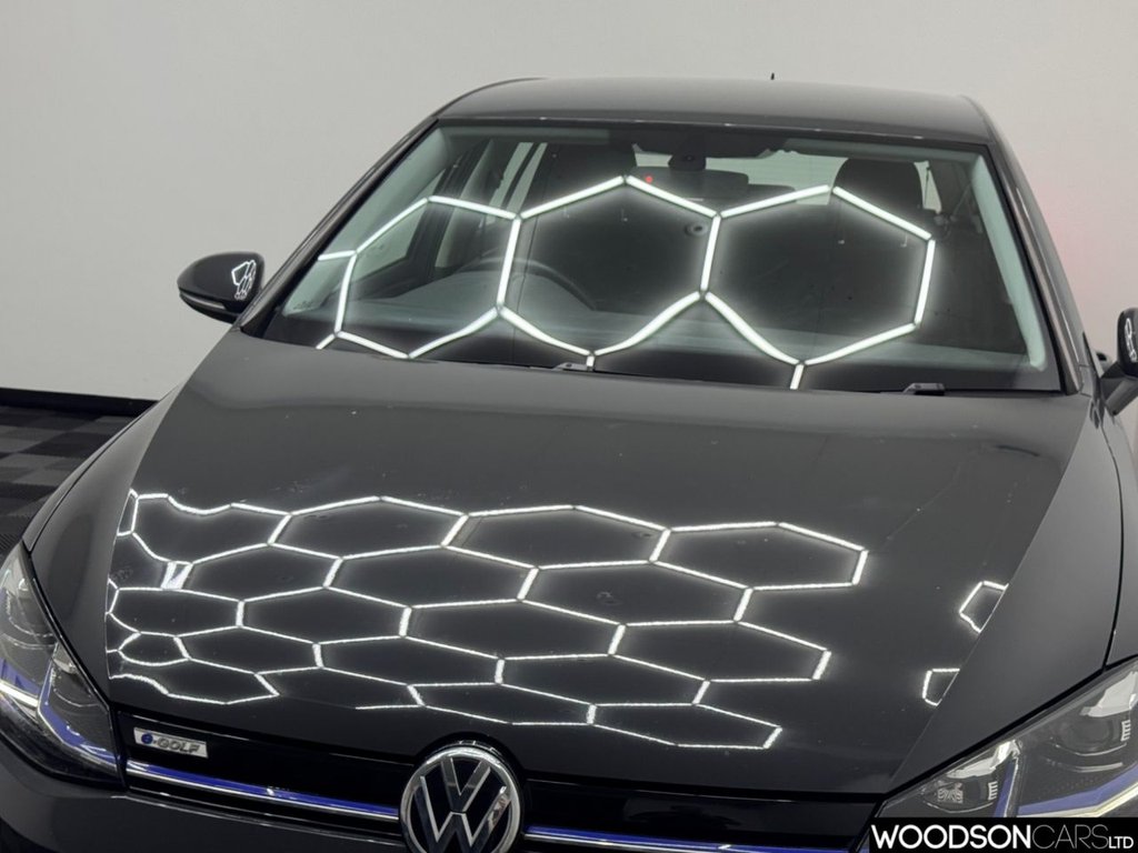 Used Volkswagen Golf 2020 for sale - 76604860: Photo 45