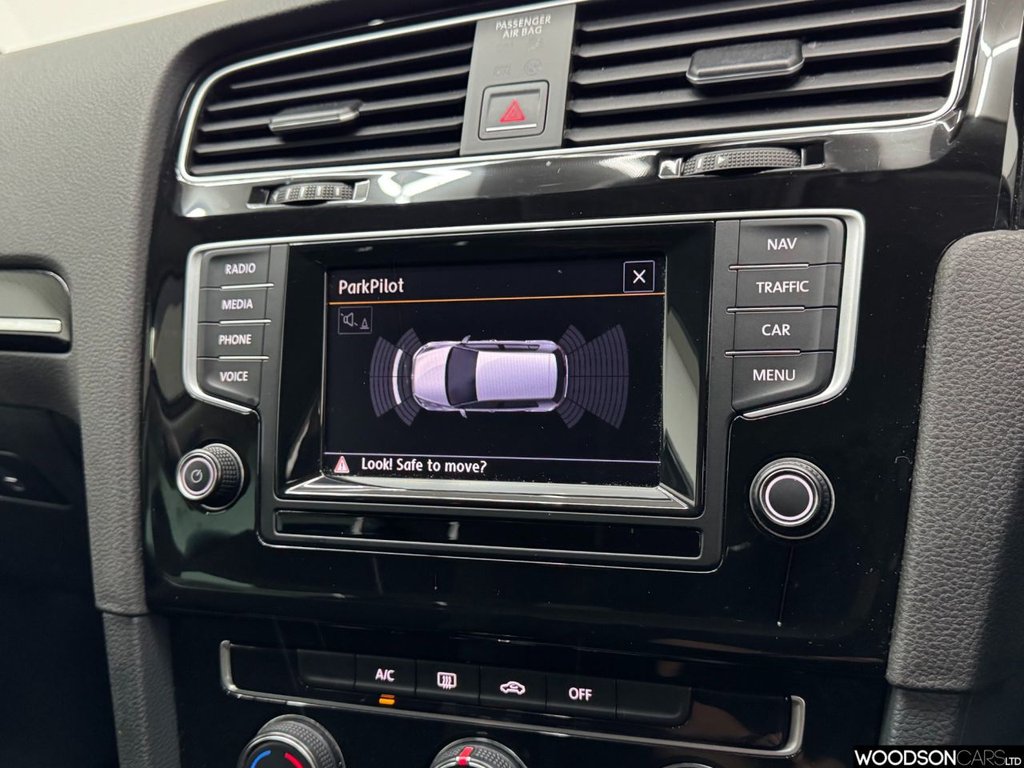 Used Volkswagen Golf 2015 for sale - 78082221: Photo 15