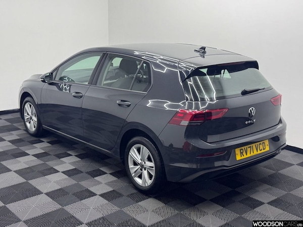 Used Volkswagen Golf 2021 for sale - 76279419: Photo 2