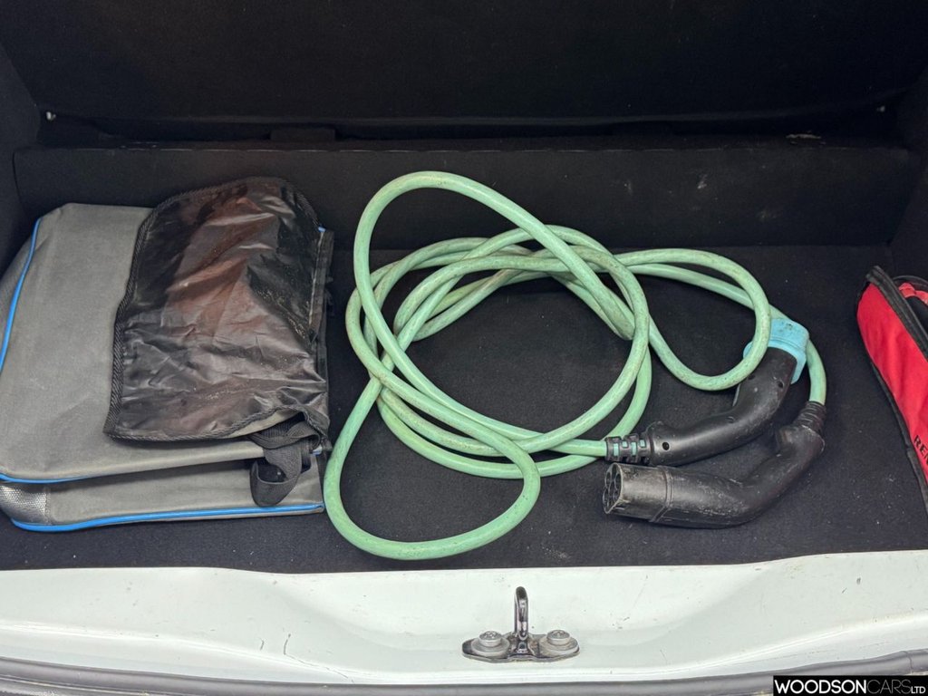 Used Renault Zoe 2014 for sale - 77885053: Photo 18