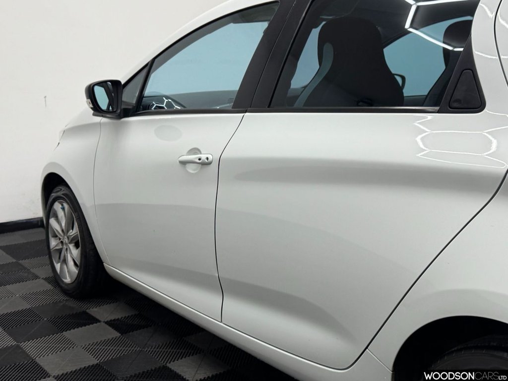 Used Renault Zoe 2014 for sale - 77885053: Photo 21