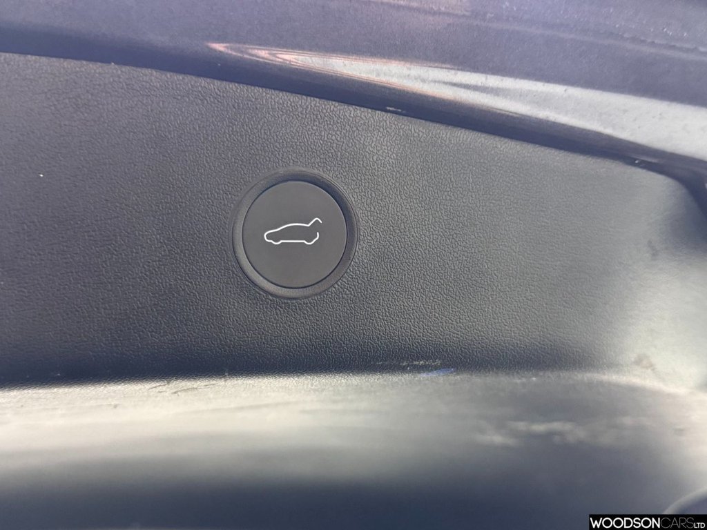 Used Tesla Model 3 2021 for sale - 76642194: Photo 25