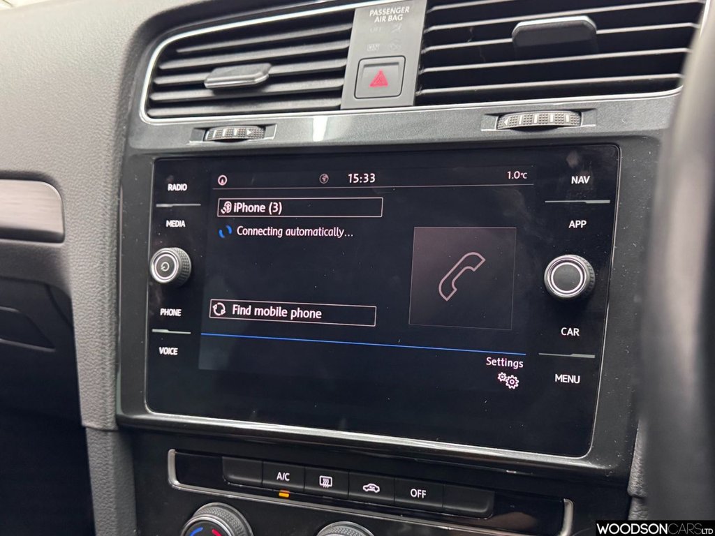 Used Volkswagen Golf 2019 for sale - 76642207: Photo 12