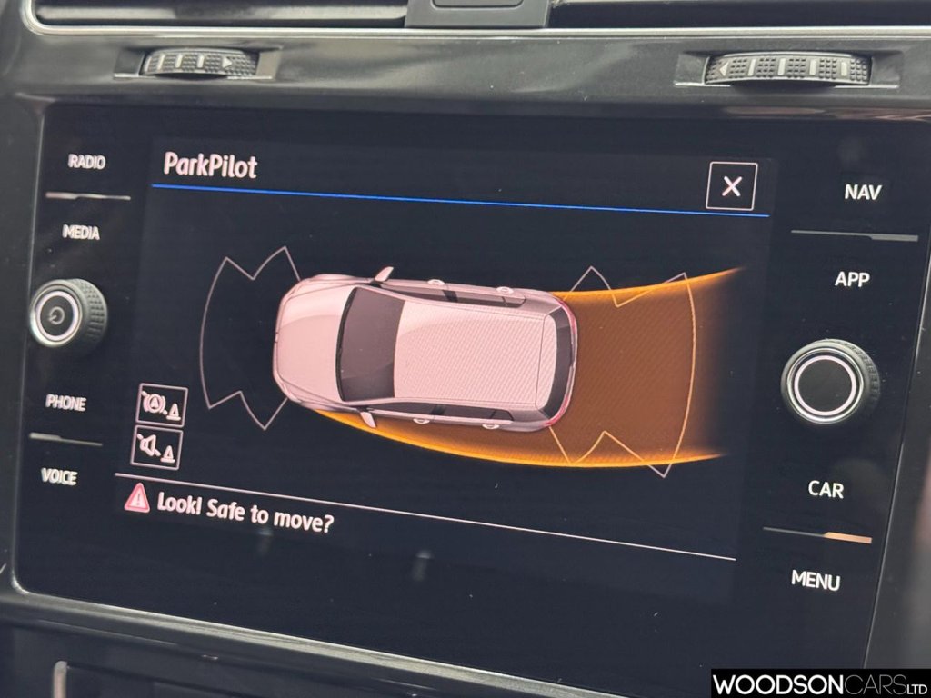 Used Volkswagen Golf 2019 for sale - 76642207: Photo 15