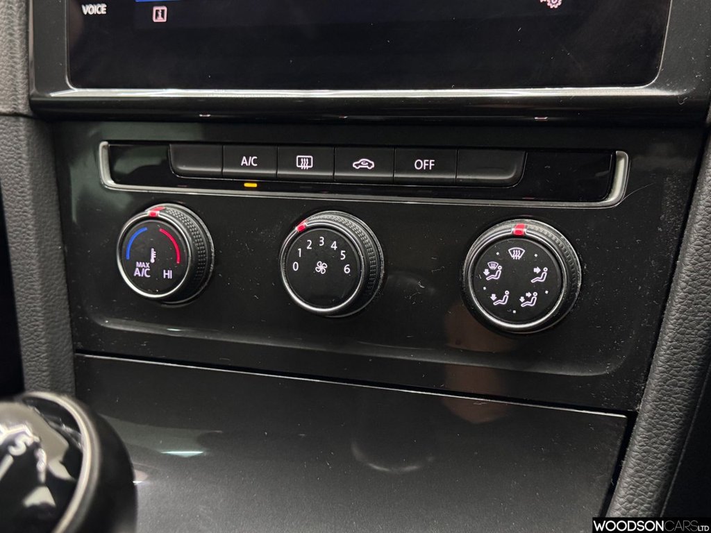 Used Volkswagen Golf 2019 for sale - 76642207: Photo 16