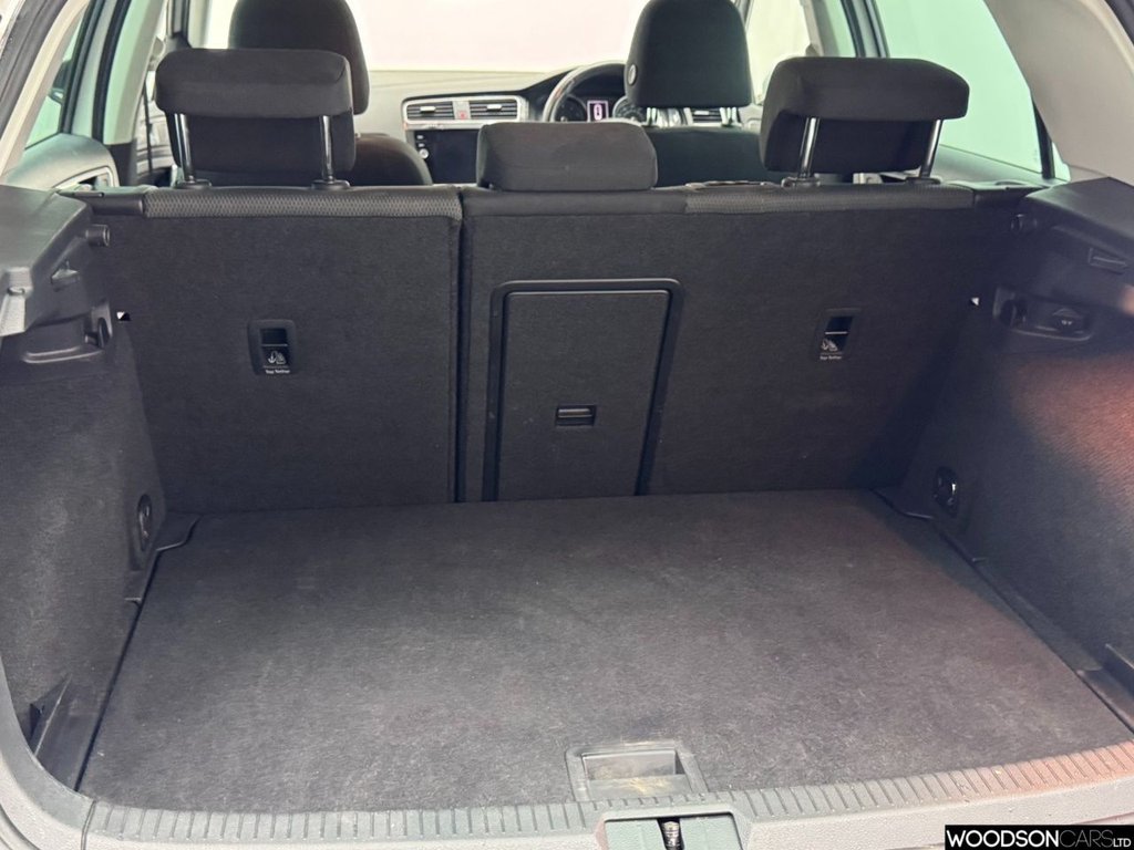 Used Volkswagen Golf 2019 for sale - 76642207: Photo 27