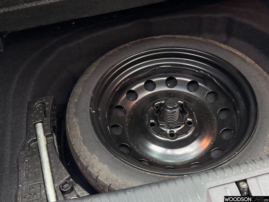 Used Volkswagen Golf 2019 for sale - 76642207: Photo 28