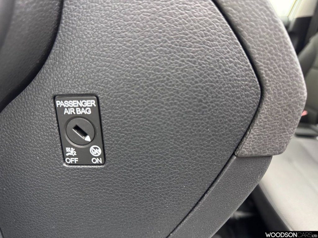 Used Volkswagen Golf 2019 for sale - 76642207: Photo 29