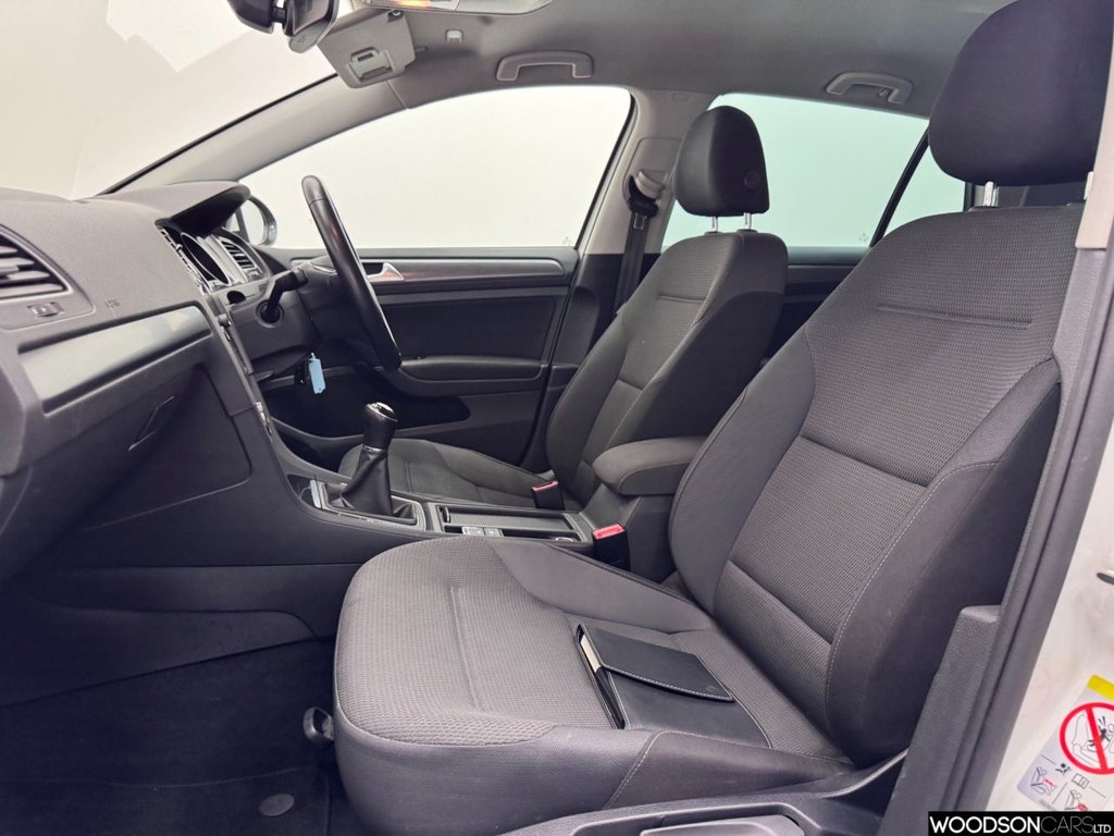 Used Volkswagen Golf 2019 for sale - 76642207: Photo 6
