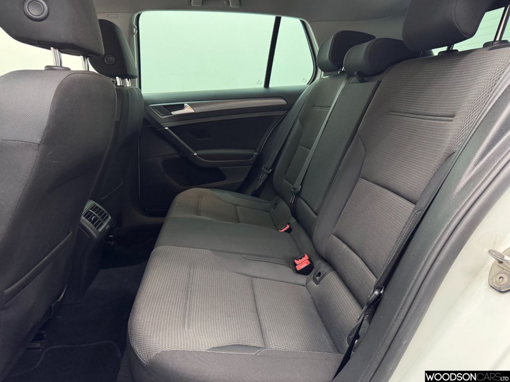 Used Volkswagen Golf 2019 for sale - 76642207: Photo 7