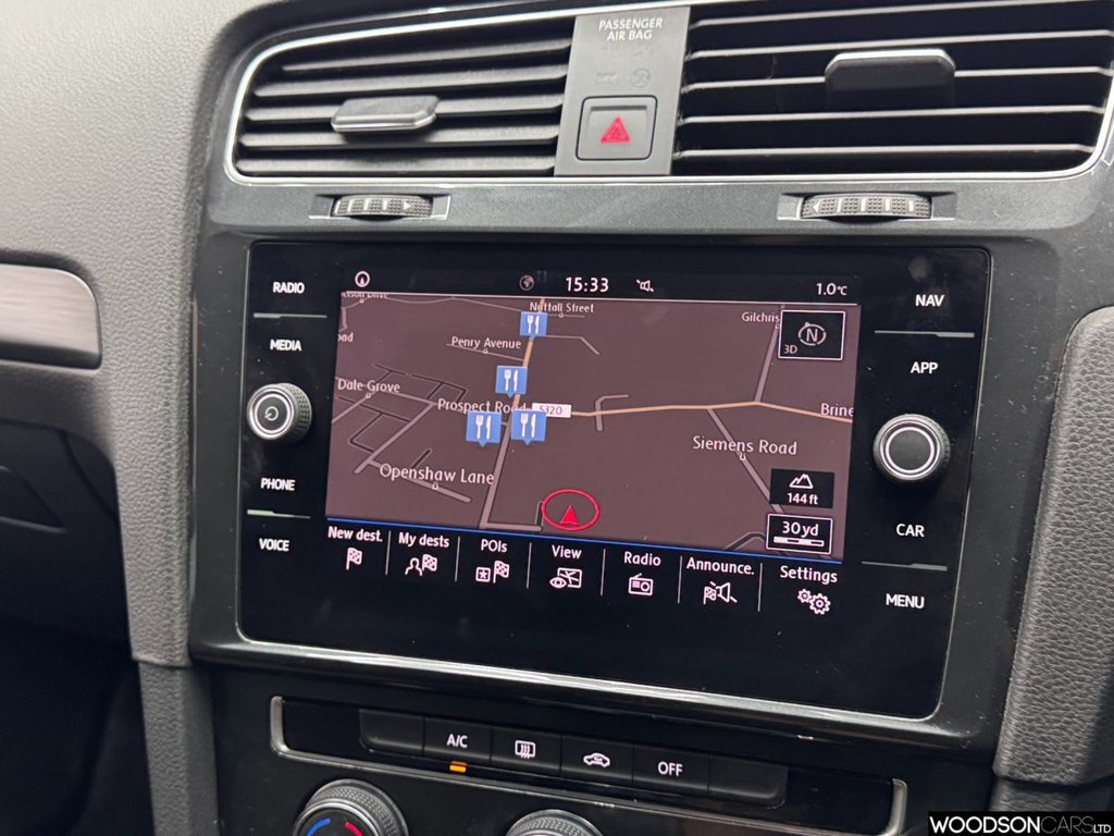 Used Volkswagen Golf 2019 for sale - 76642207: Photo 9