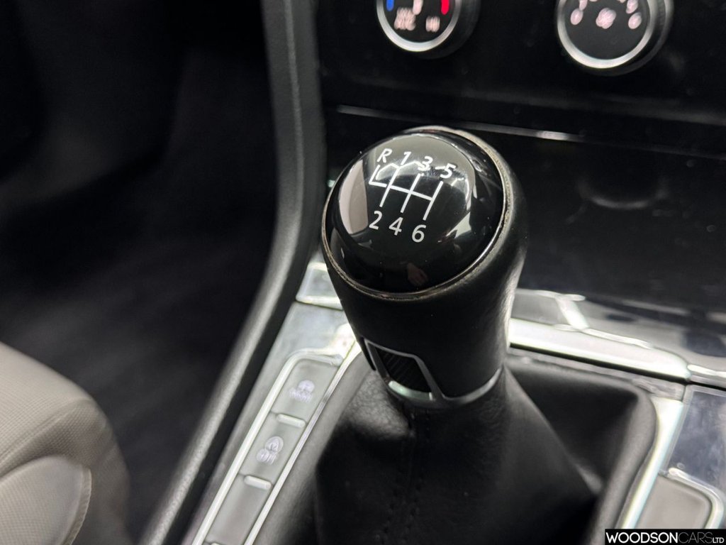 Used Volkswagen Golf 2013 for sale - 77936302: Photo 17