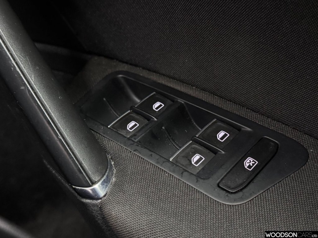 Used Volkswagen Golf 2013 for sale - 77936302: Photo 36