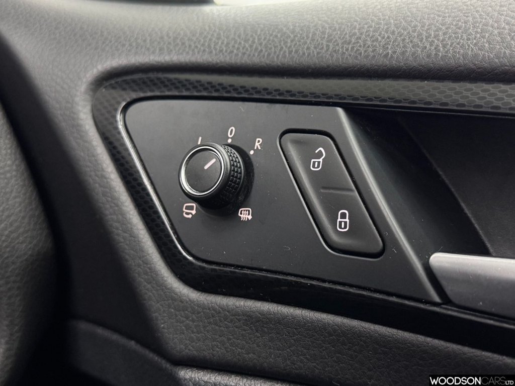 Used Volkswagen Golf 2013 for sale - 77936302: Photo 38