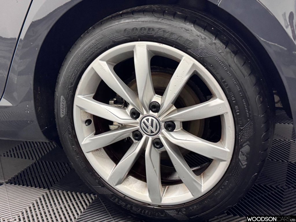 Used Volkswagen Golf 2013 for sale - 77936302: Photo 43