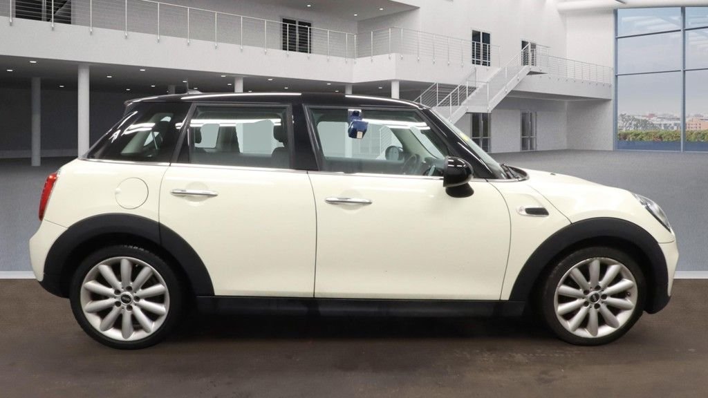 Used MINI Hatch 2019 for sale - 77171938: Photo 11