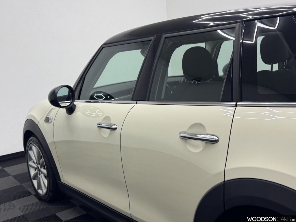Used MINI Hatch 2019 for sale - 77171938: Photo 25