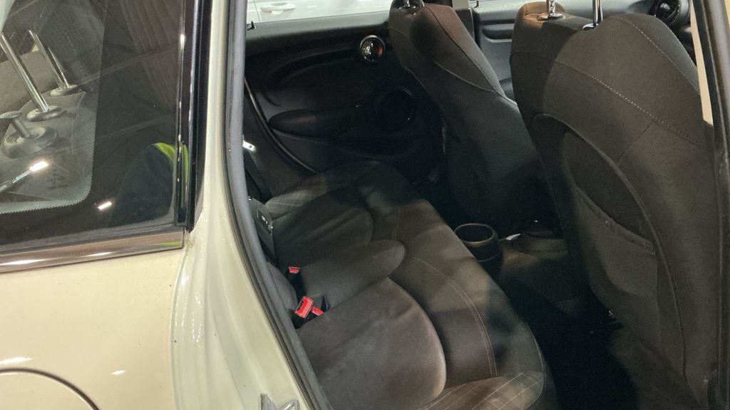 Used MINI Hatch 2019 for sale - 77171938: Photo 6