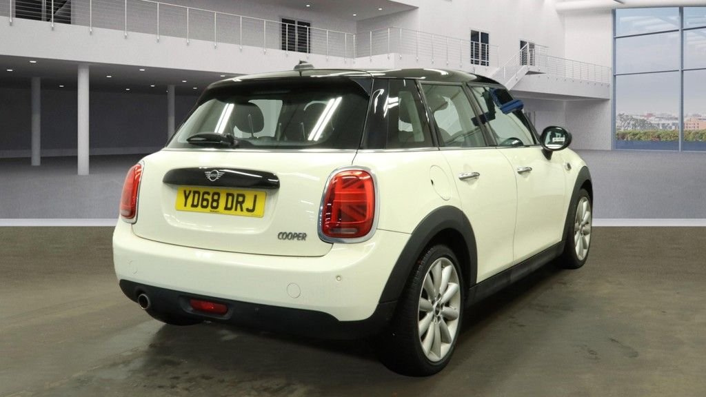 Used MINI Hatch 2019 for sale - 77171938: Photo 9