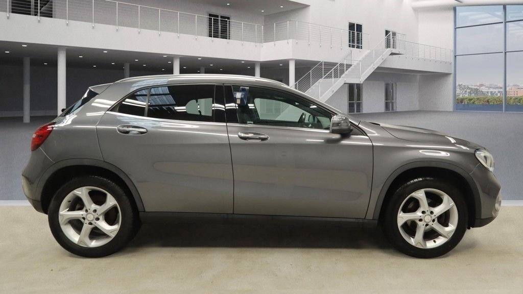Used Mercedes-Benz GLA 2017 for sale - 77765692: Photo 11