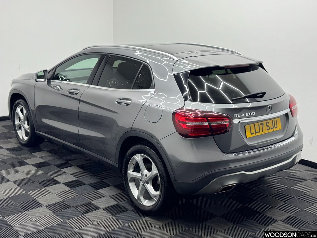 Used Mercedes-Benz GLA 2017 for sale - 77765692: Photo 2