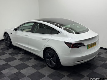 Used Tesla Model 3 2019 for sale - 79618889: Photo