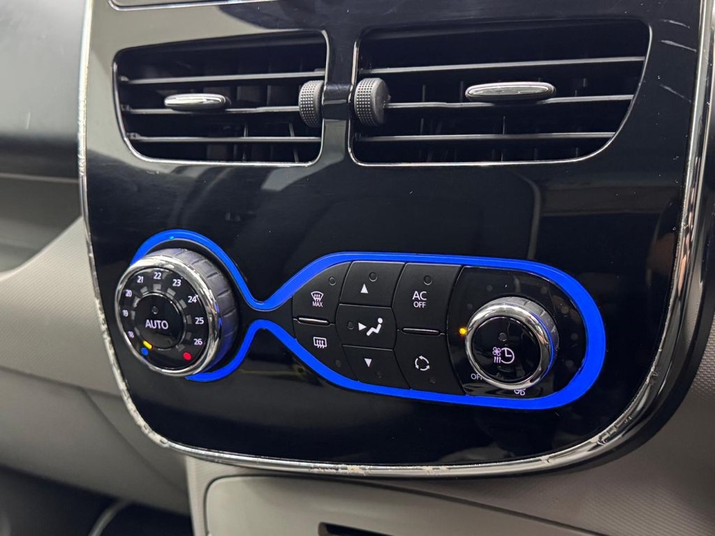 Used Renault Zoe 2014 for sale - 76642326: Photo 21