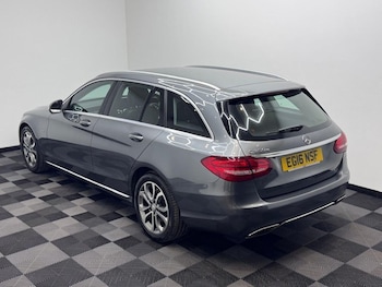 Used Mercedes-Benz C-Class 2016 for sale - 76095827: Photo 2