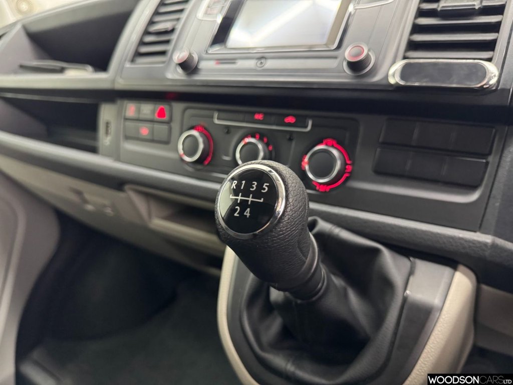 Used Volkswagen Transporter 2017 for sale - 78158390: Photo 16