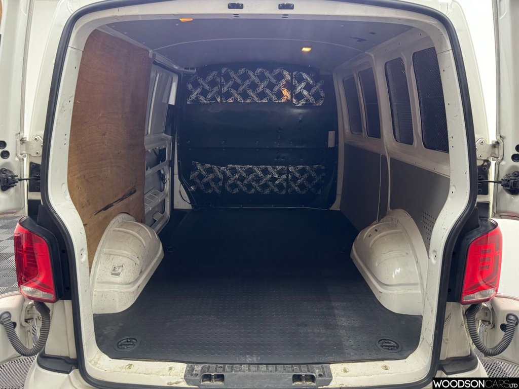 Used Volkswagen Transporter 2017 for sale - 78158390: Photo 22