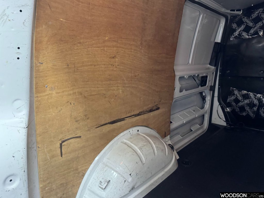 Used Volkswagen Transporter 2017 for sale - 78158390: Photo 23