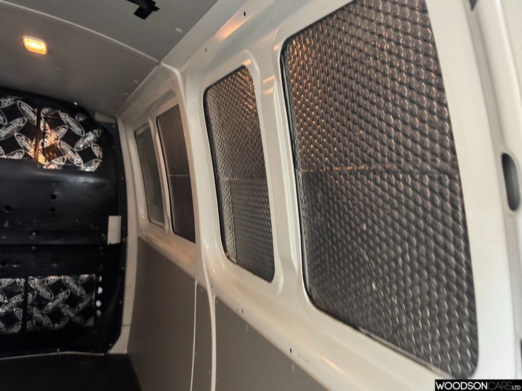 Used Volkswagen Transporter 2017 for sale - 78158390: Photo 25