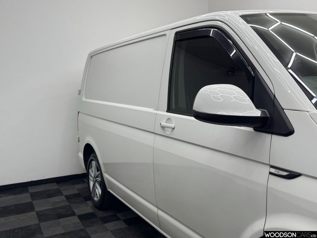 Used Volkswagen Transporter 2017 for sale - 78158390: Photo 48