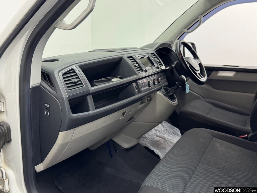 Used Volkswagen Transporter 2017 for sale - 78158390: Photo 5