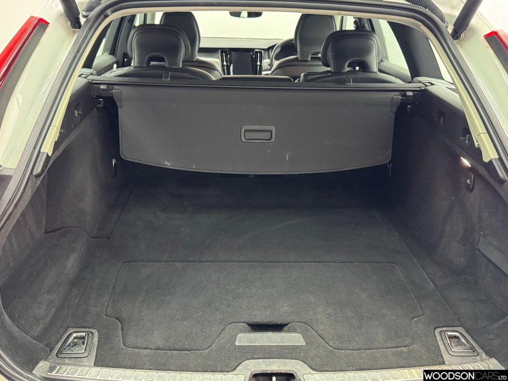 Used Volvo V90 2020 for sale - 77632155: Photo 35