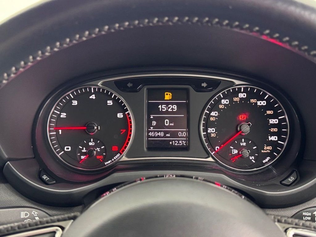 Used Audi A1 2015 for sale - 76642183: Photo 8